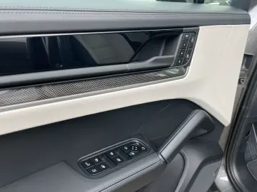 Porsche Cayenne E-Hybrid BOSE LED-Matrix Panorama