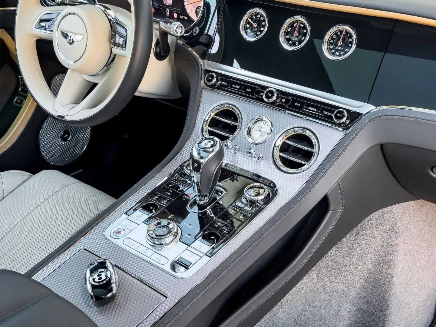 Bentley Continental GT Mulliner V8