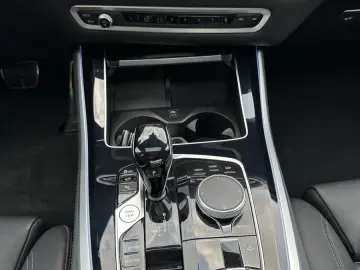X5 xDrive45e M-Sport