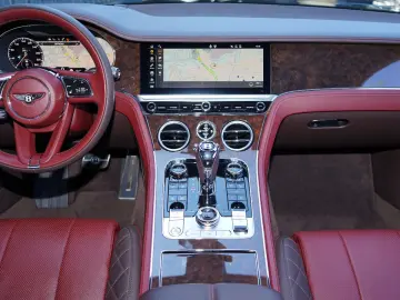 Bentley CONTINENTAL GT V8*PANO*