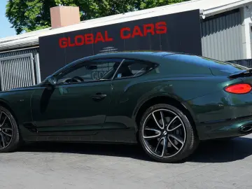 Bentley CONTINENTAL GT V8*PANO*