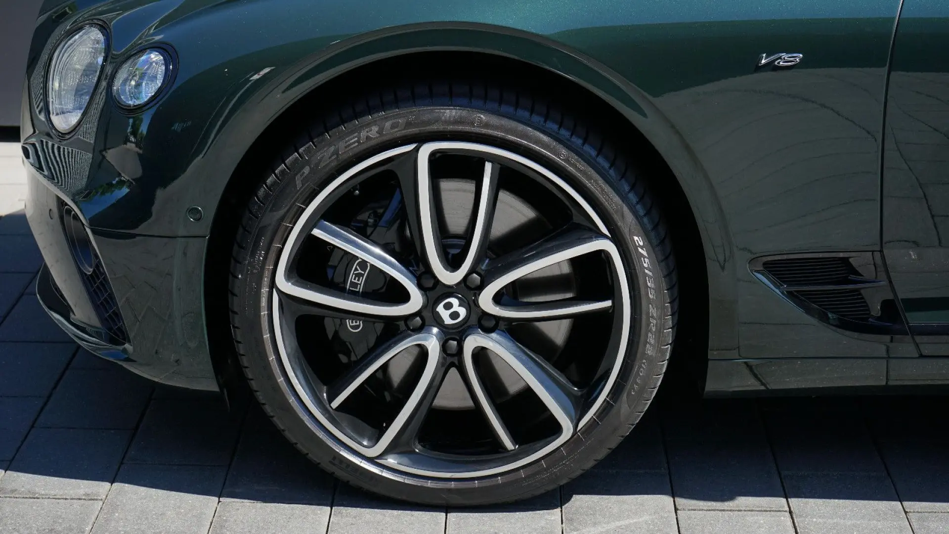 Bentley CONTINENTAL GT V8*PANO*