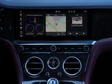 Bentley CONTINENTAL GT V8*PANO*