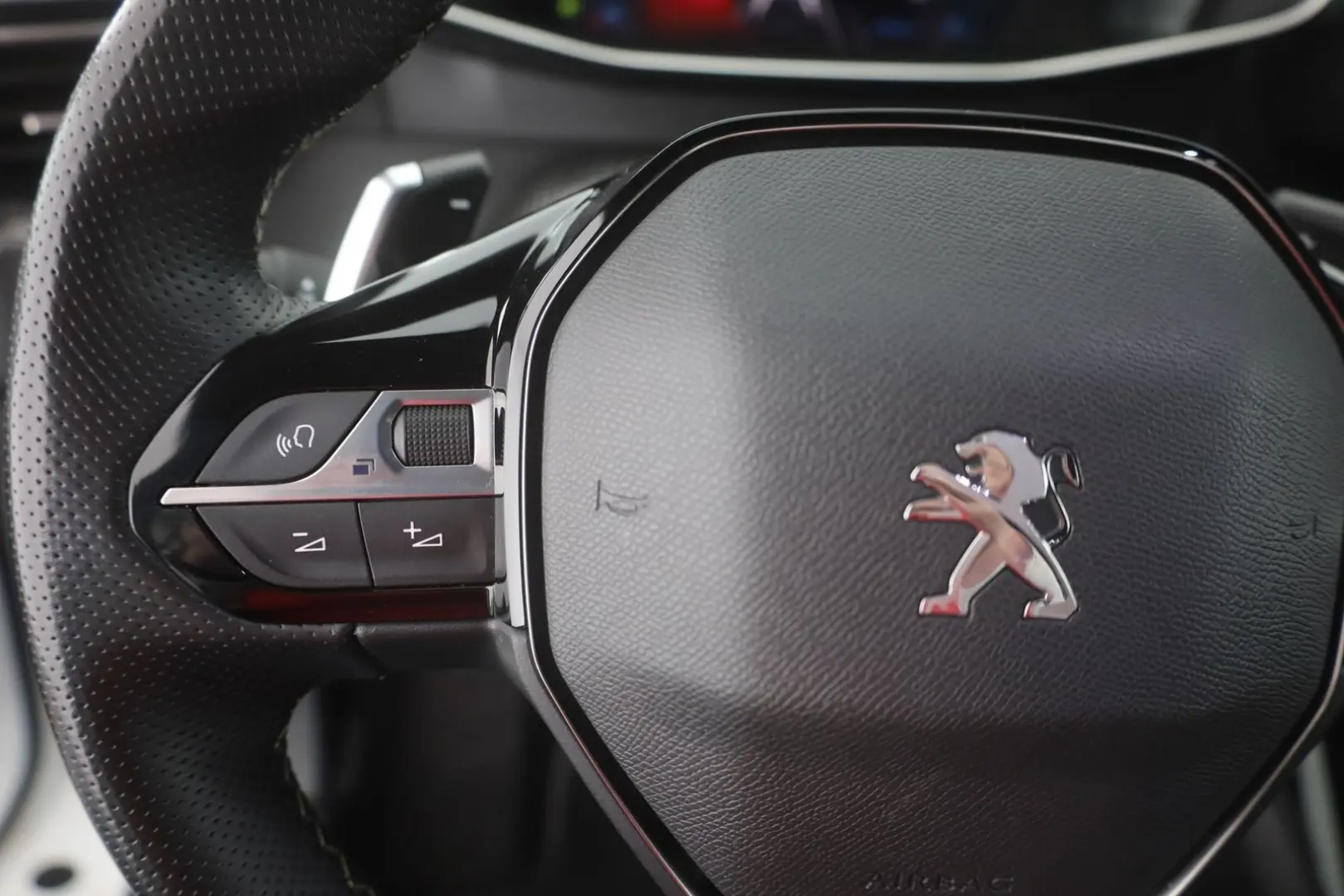 2008 GT-Line PureTech 130 Aut. LED Navi Kamera