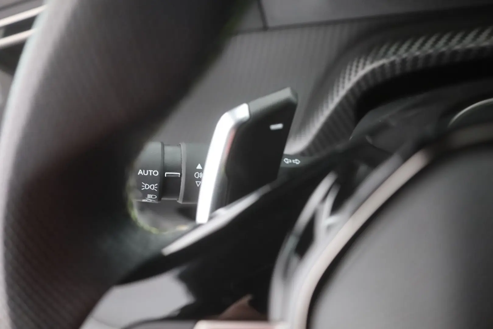 2008 GT-Line PureTech 130 Aut. LED Navi Kamera