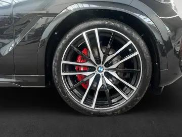 X6 xDrive30d M Sport Pro|AHK|Panorama|Massage