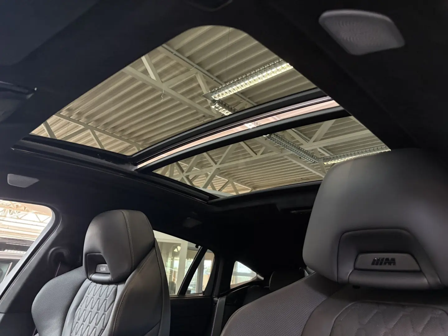 X6 xDrive40d M Sport Pro DA/PA Prof B/W Pano 22