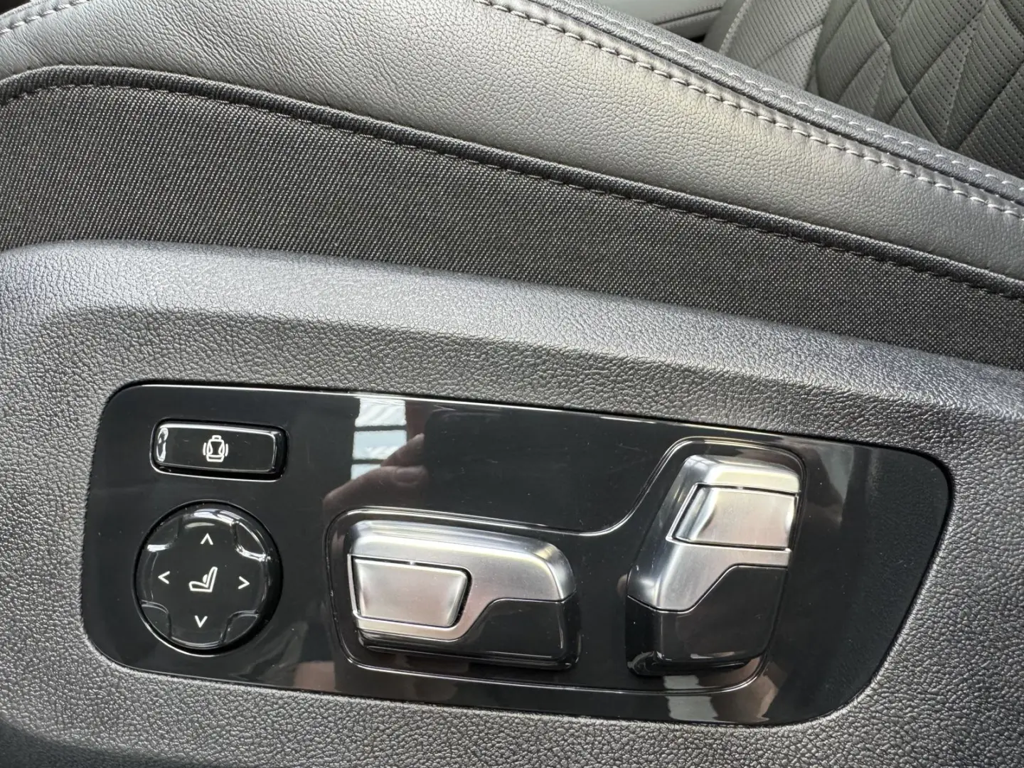 X6 xDrive40d M Sport Pro 22Zoll AHK Sitzlüftung