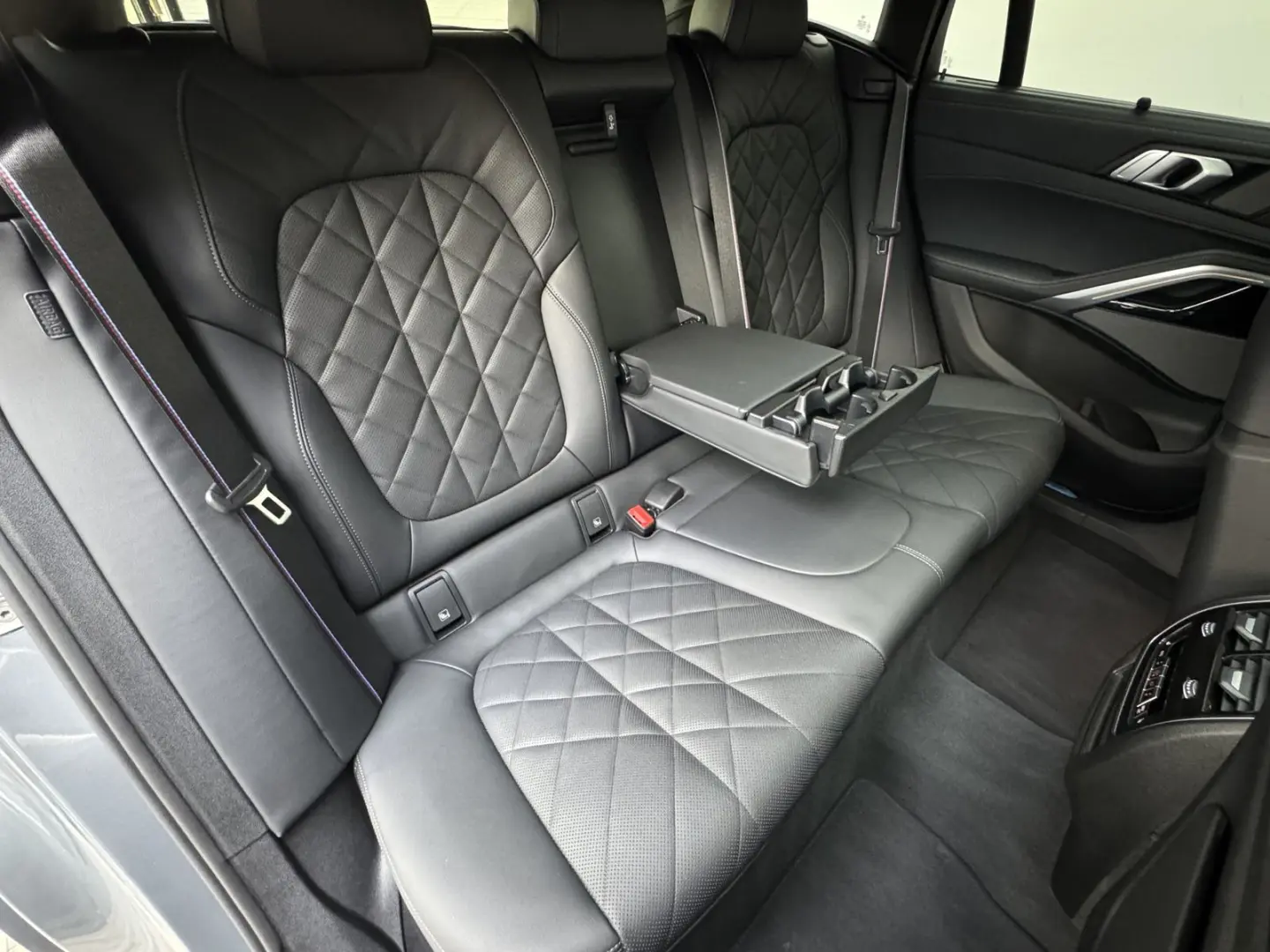X6 xDrive40d M Sport Pro 22Zoll AHK Sitzlüftung