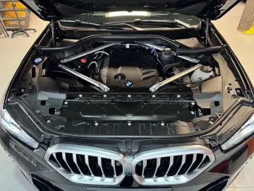 X6 30d xDrive M Sport~PANO~HEAD-UP~SOFT-CLOSE~