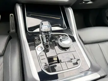 X6*40xd*MSPORT/INDIVIDUAL*360°ACC*HUD*ICONIC*LAS