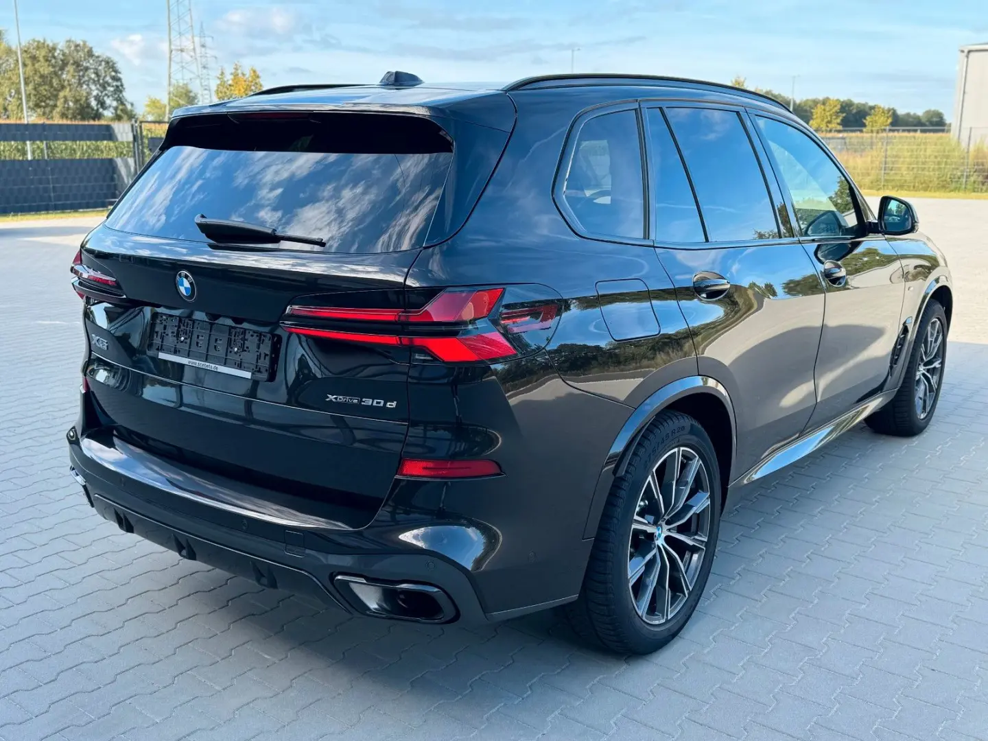 X5 30 d M Sport Pro / 2-Achs/ Panor/AHK/360°Kam