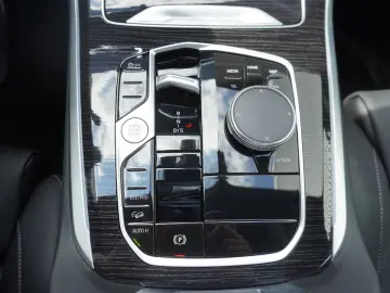 X5 xDrive30d M Sport Pro AHK HeadUp Glasdach ACC