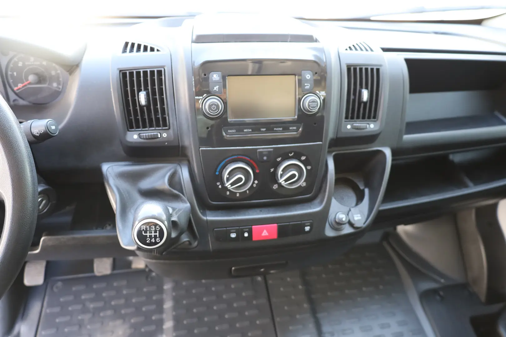 Opel Movano Koffer 2.2D 140 Cp