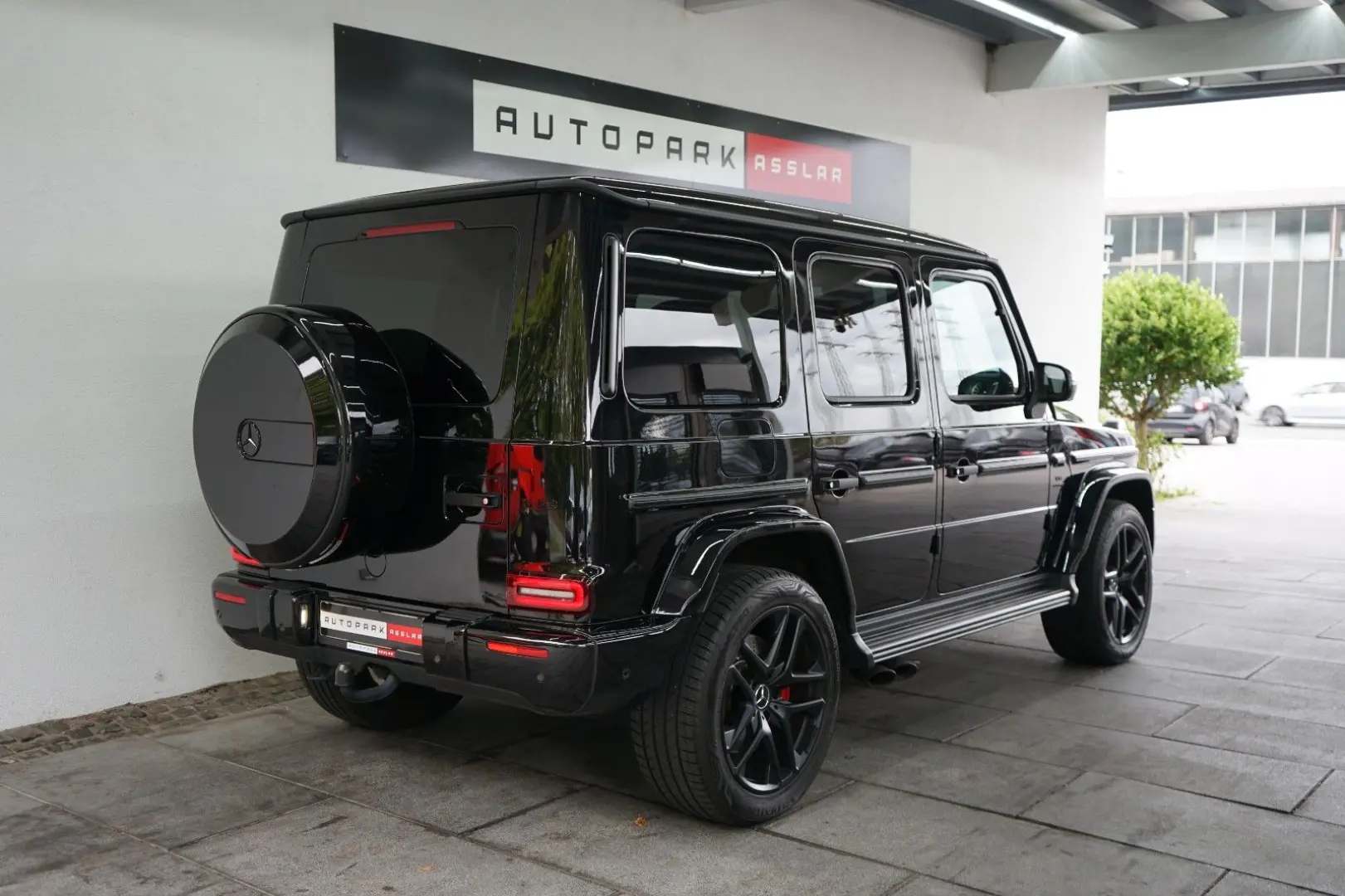 G 63 AMG BLACK/Superior-Interieur/Night/STHZ/AHK