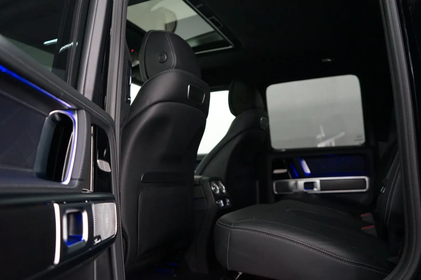 G 63 AMG BLACK/Superior-Interieur/Night/STHZ/AHK