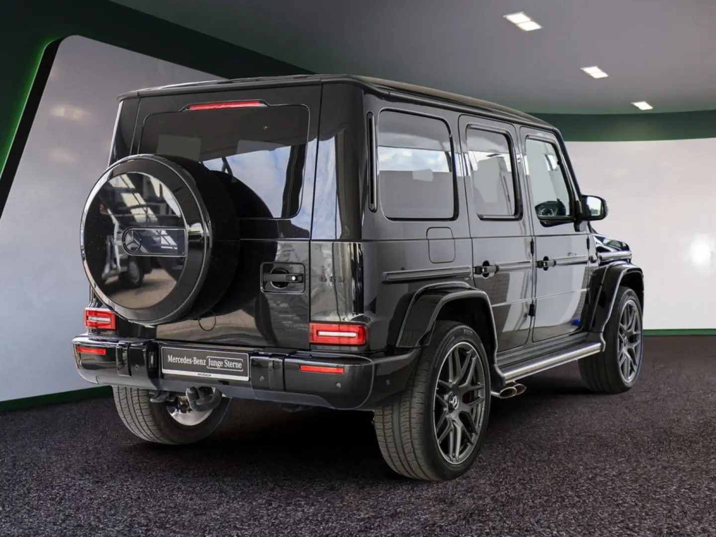 G 63 AMG Edition 55 Fond-Entertainment Standheiz