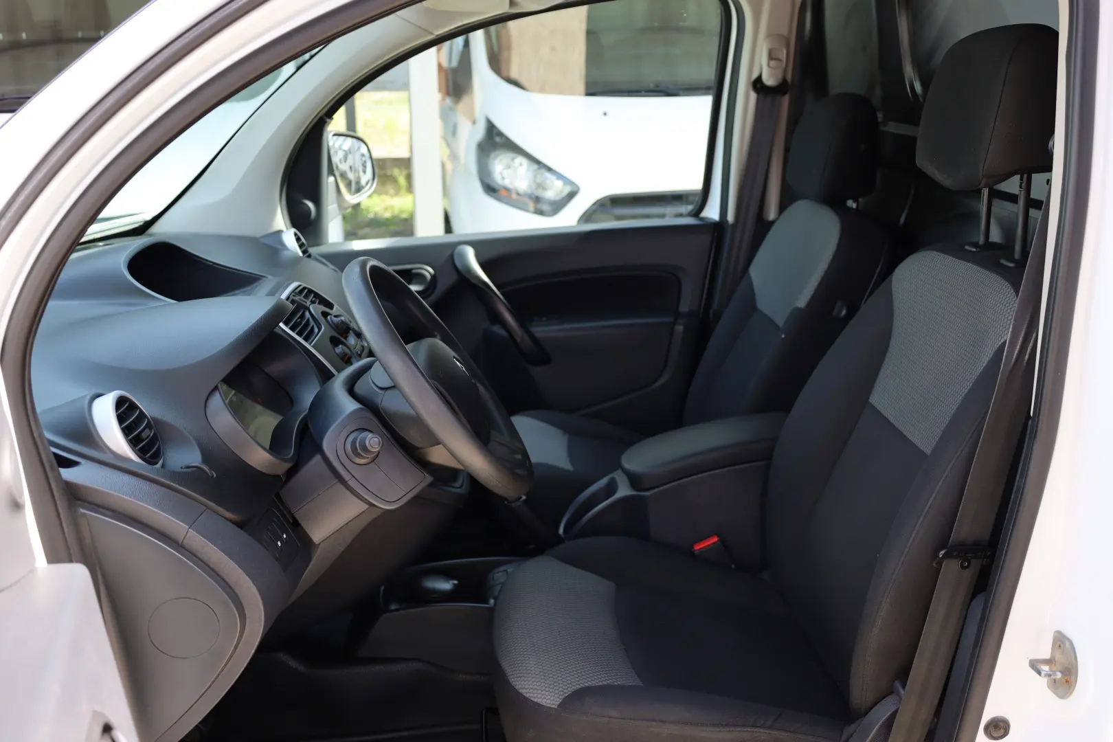 Renault Kangoo L2H1 1.5D 90CP - 2 Usi Culisante