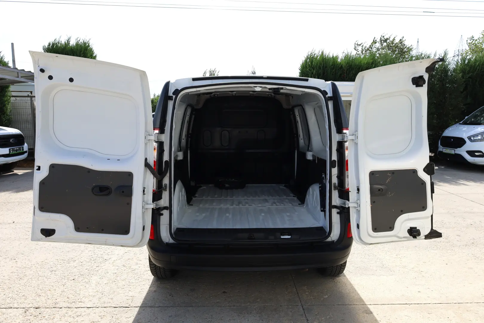 Renault Kangoo L2H1 1.5D 90CP - 2 Usi Culisante