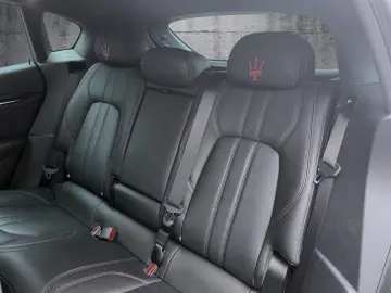 Levante  SQ4 GranSport