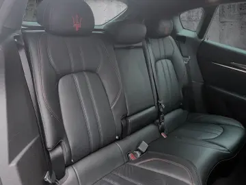 Levante  SQ4 GranSport