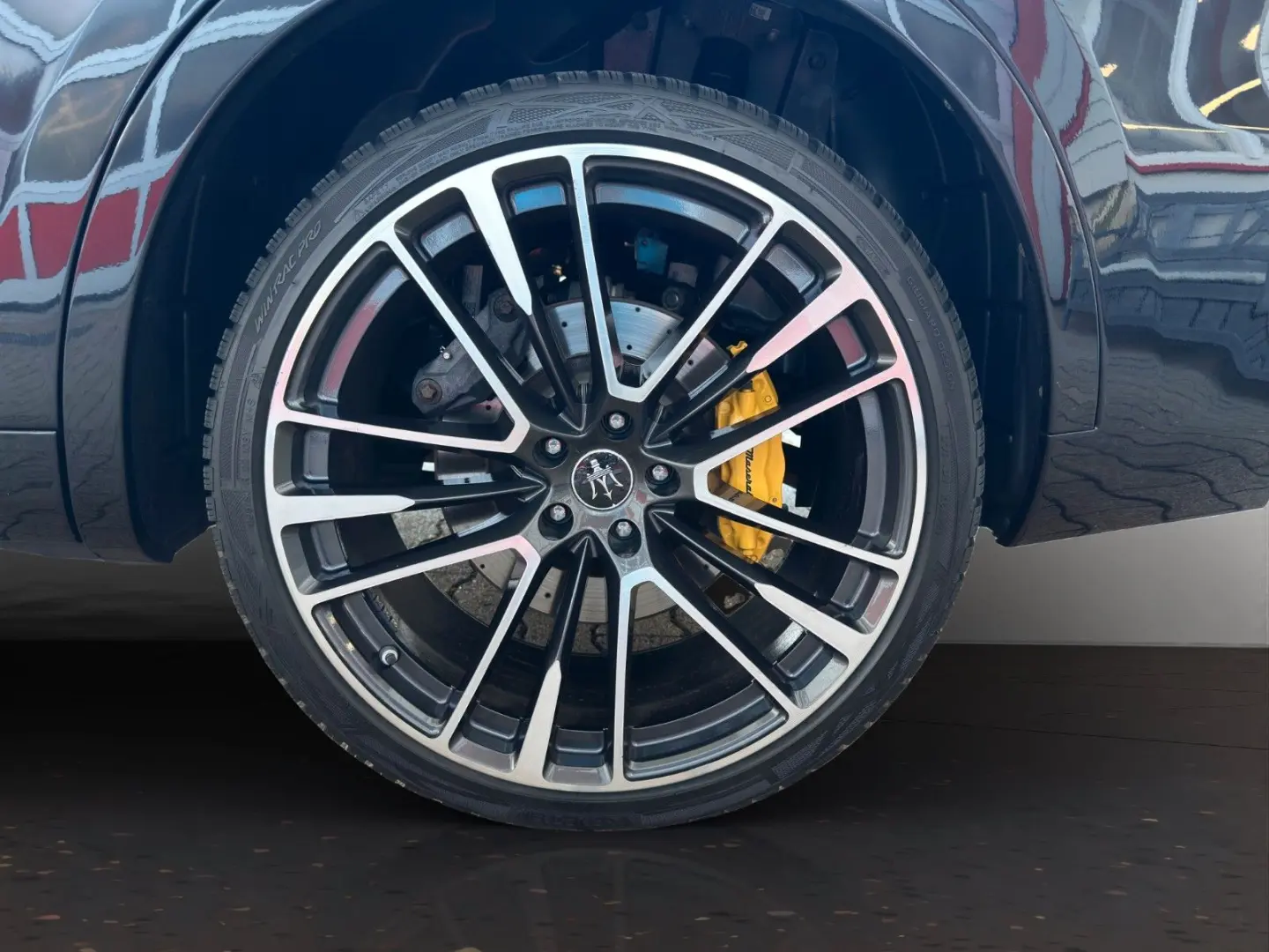 Levante Trofeo Q4*22Zoll*Panorama*Skyhook*