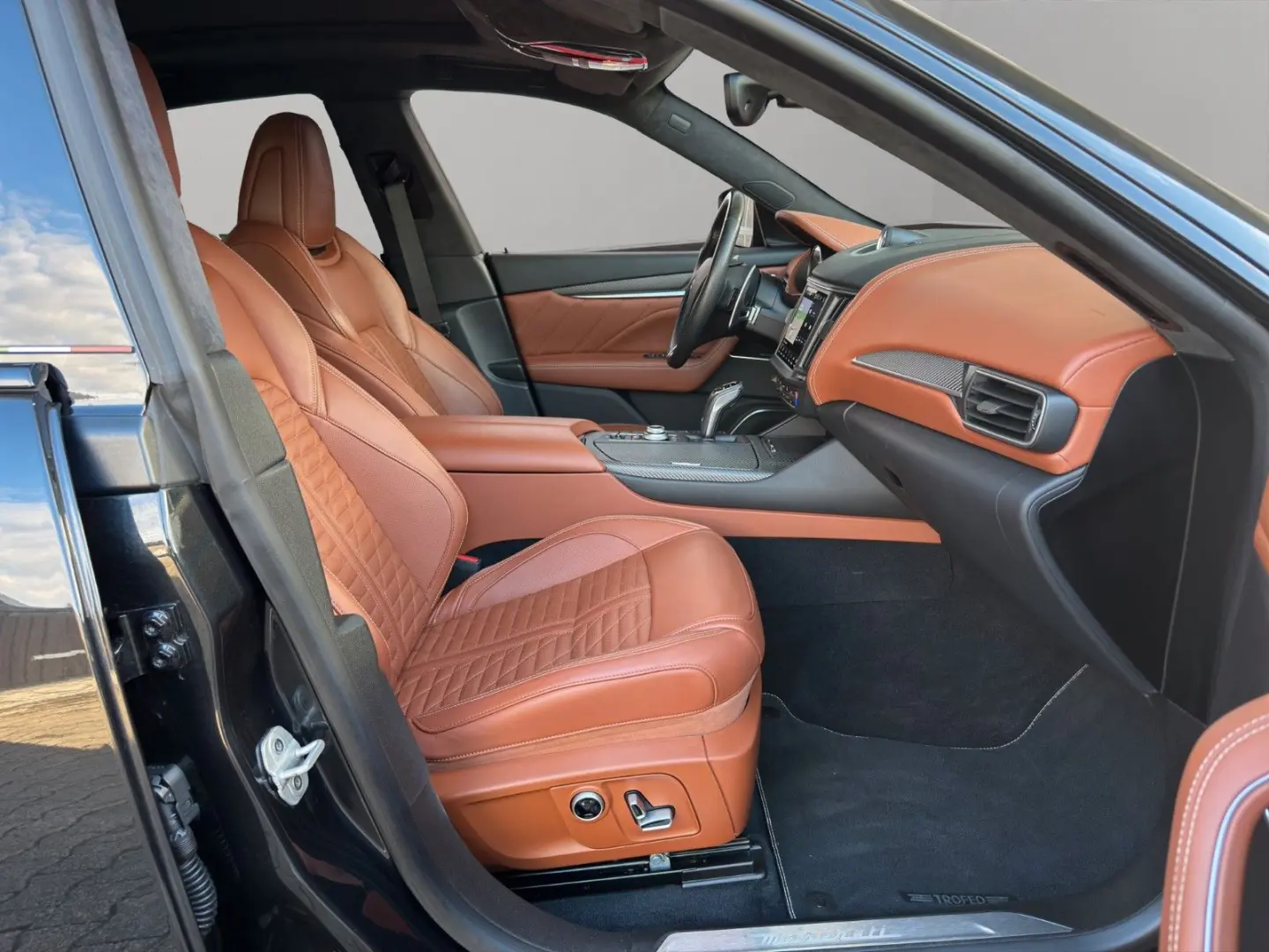 Levante Trofeo Q4*22Zoll*Panorama*Skyhook*
