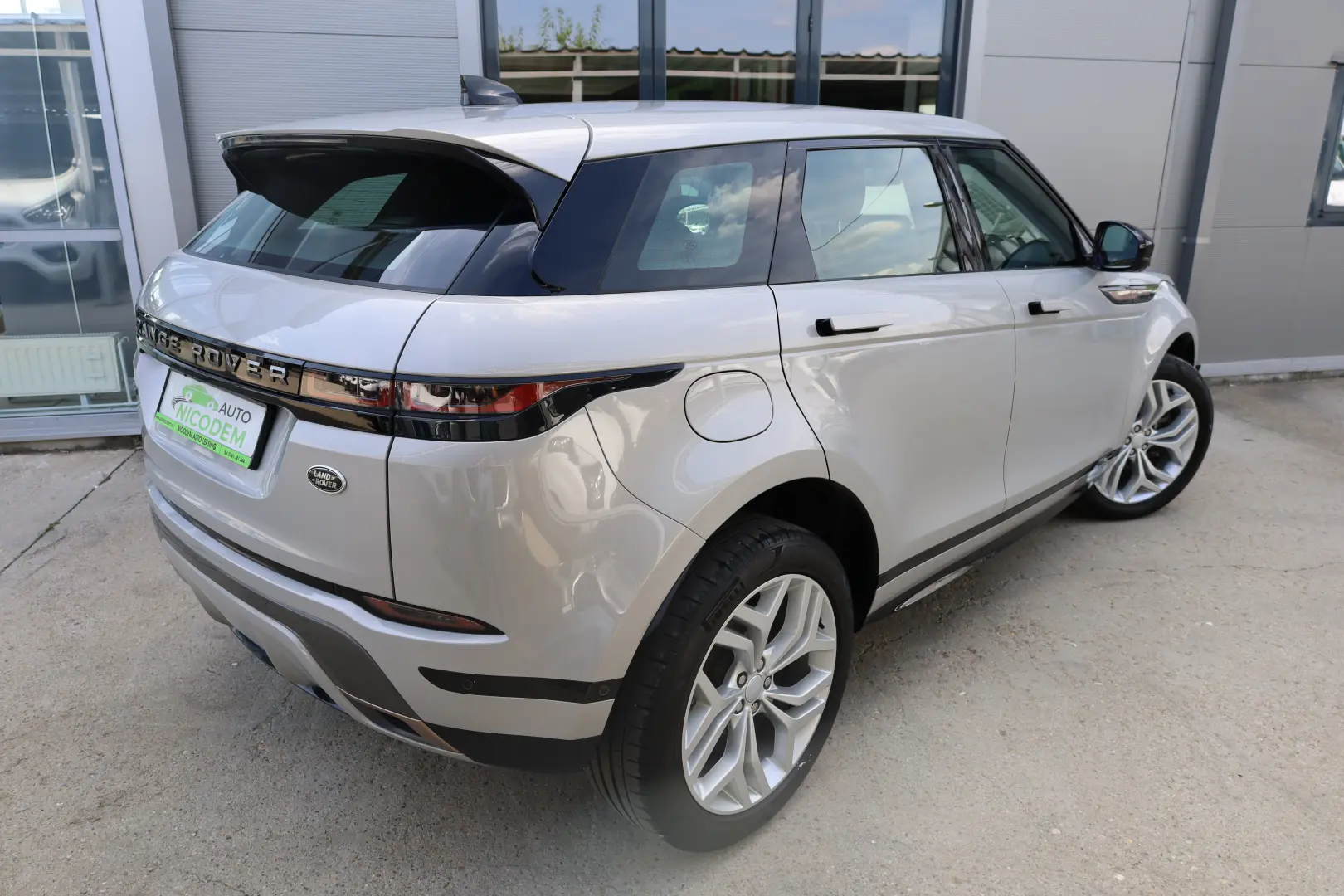 Land-Rover Range-Rover-Evoque 2.0D 204CP MHEV 4X4
