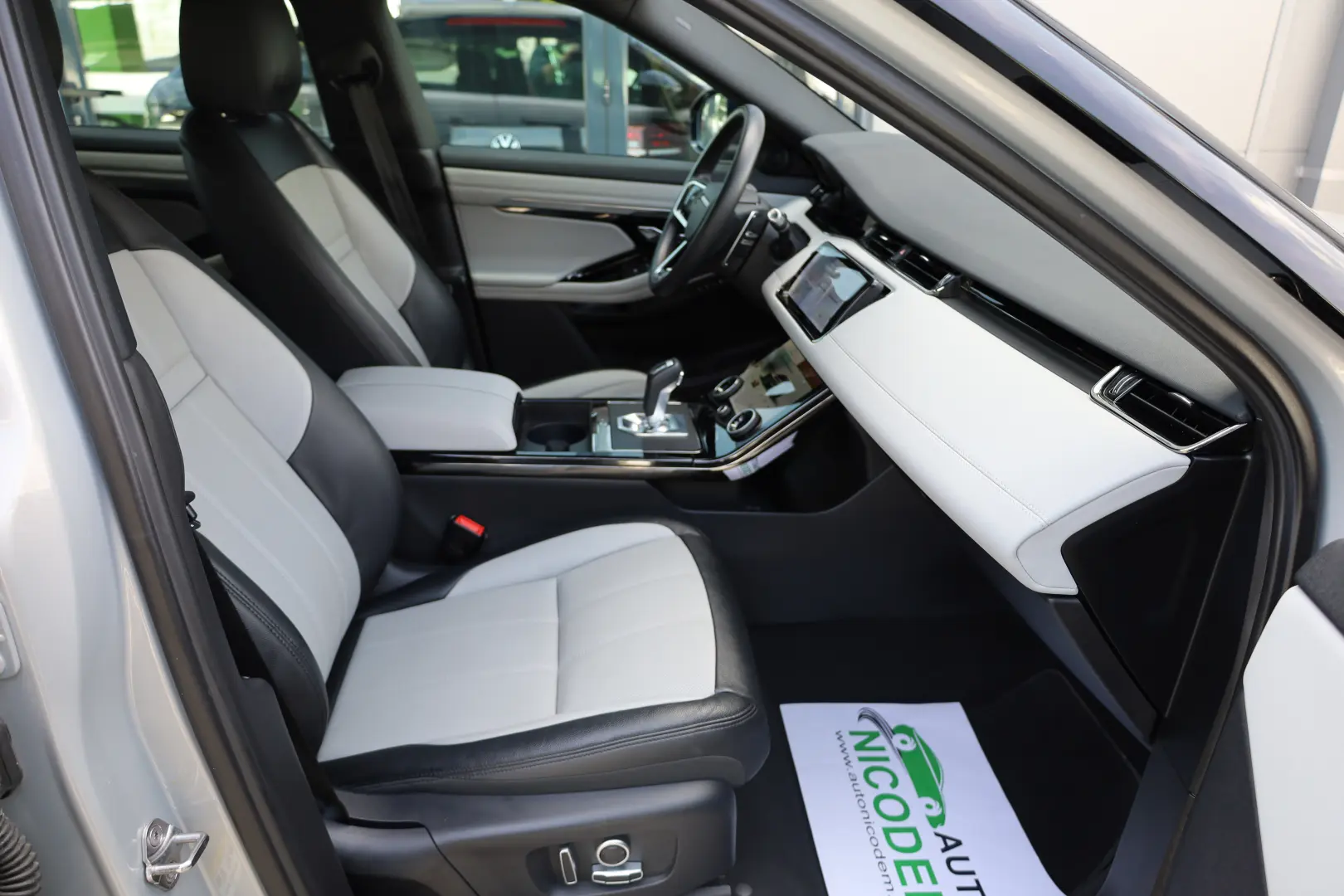 Land-Rover Range-Rover-Evoque 2.0D 204CP MHEV 4X4