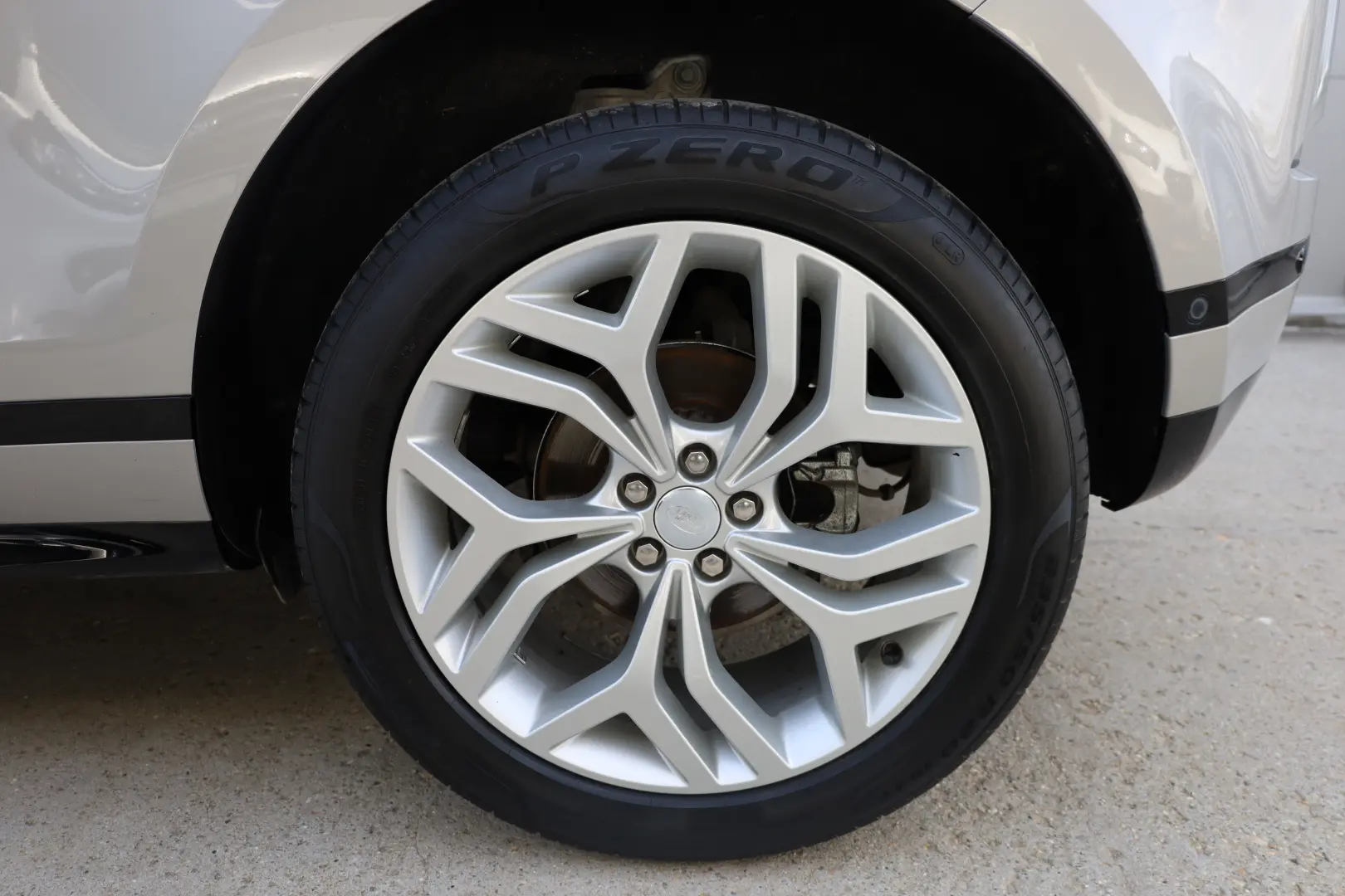 Land-Rover Range-Rover-Evoque 2.0D 204CP MHEV 4X4