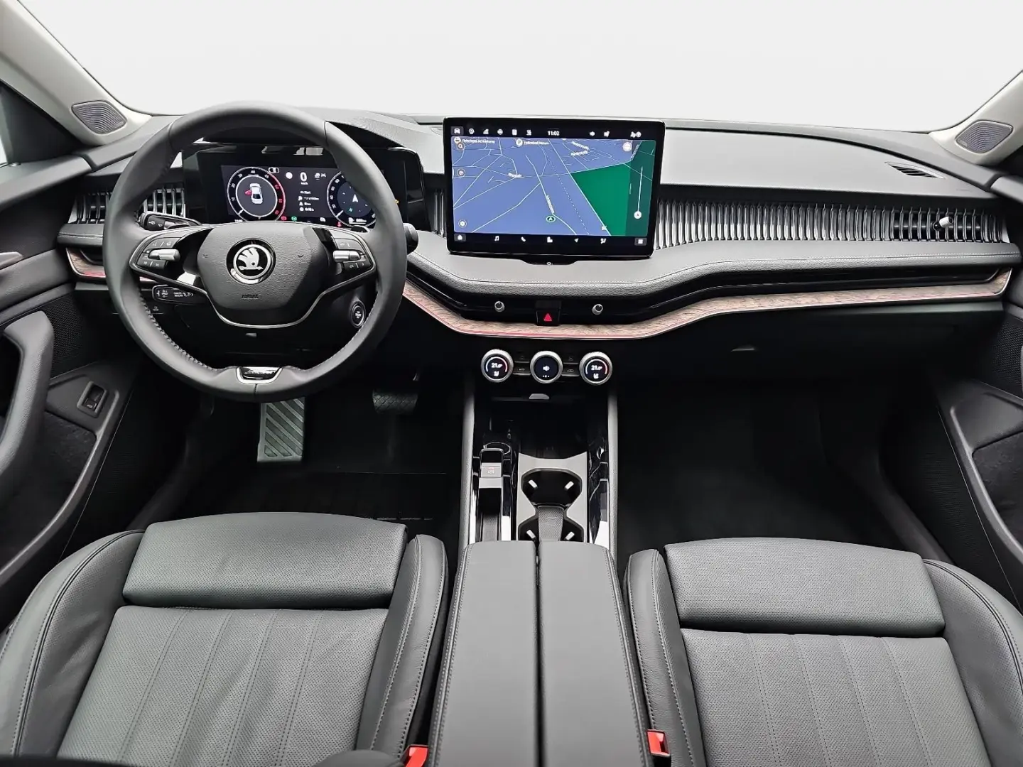 SUPERB 2.0 TDI DSG LK 4X4 NAVI LED LEDER ACC HEA