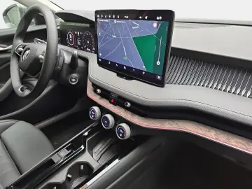 SUPERB 2.0 TDI DSG LK 4X4 NAVI LED LEDER ACC HEA