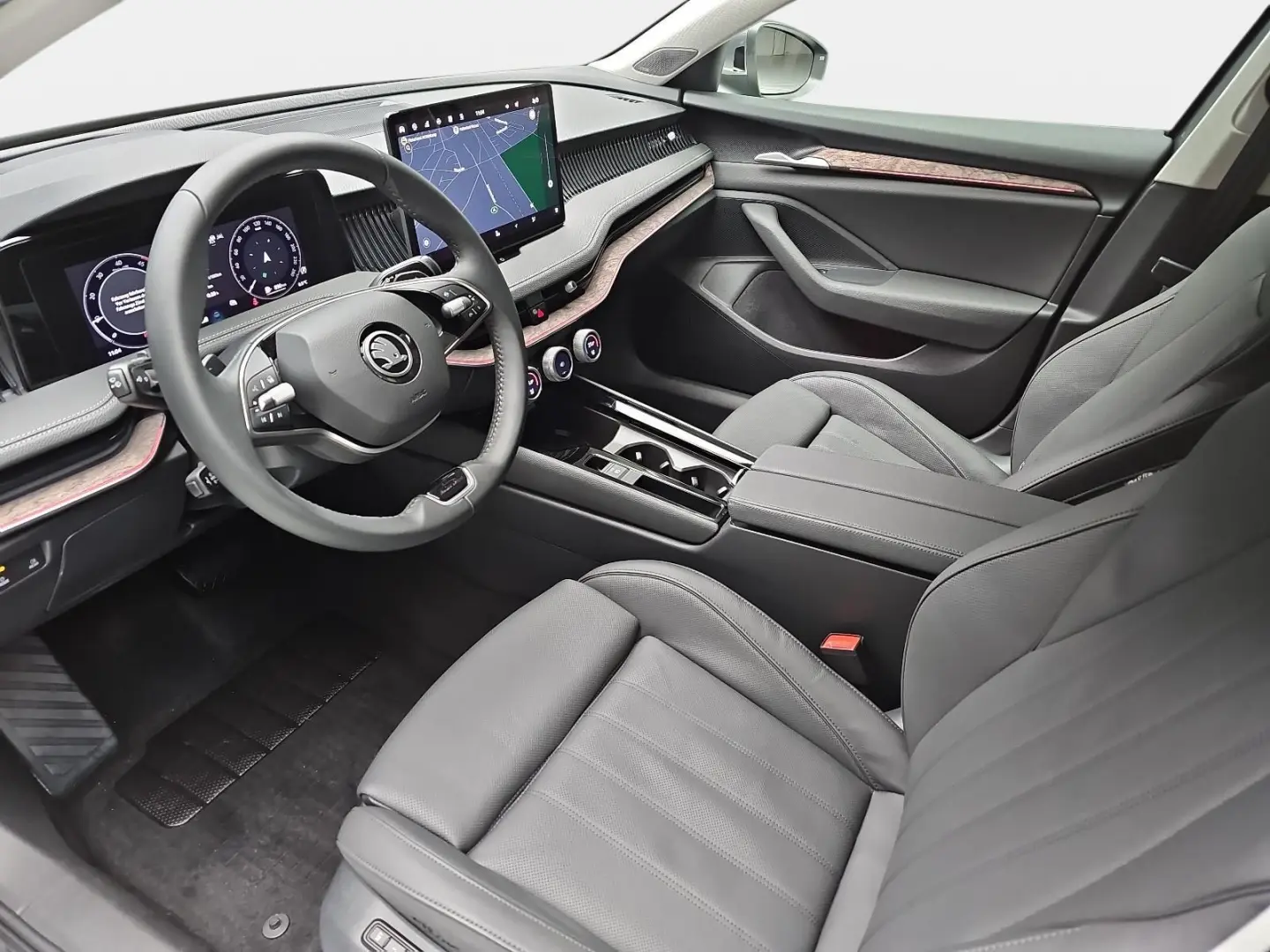 SUPERB 2.0 TDI DSG LK 4X4 NAVI LED LEDER ACC HEA
