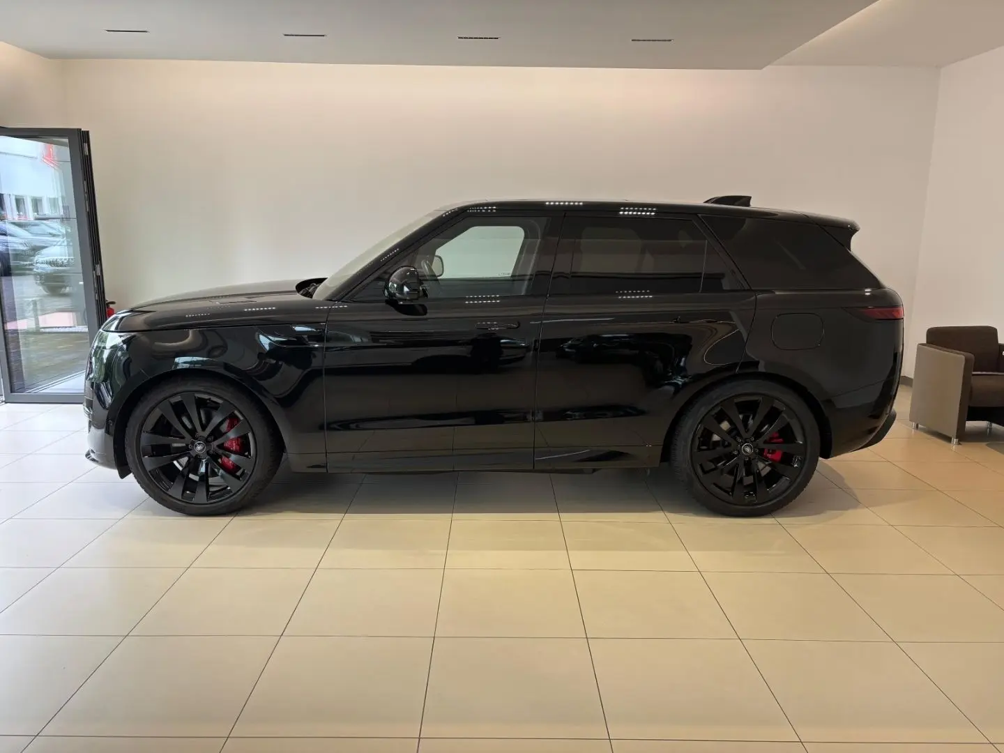 Range Rover Sport P510e First Edition AHK 23''LM
