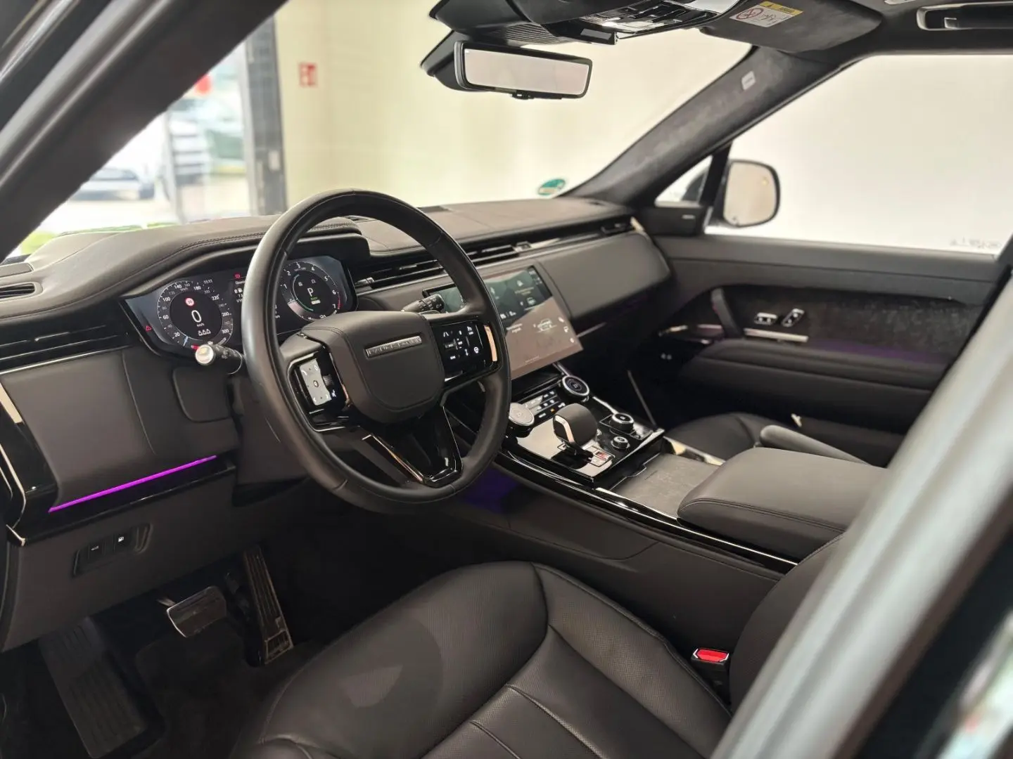 Range Rover Sport P510e First Edition AHK 23''LM
