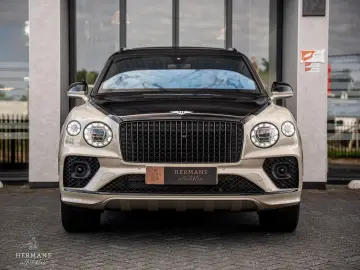 Bentley Bentayga 4.0 V8 Azure EWB First Edition /