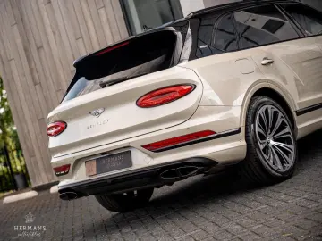 Bentley Bentayga 4.0 V8 Azure EWB First Edition /
