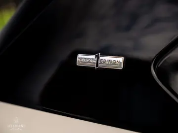 Bentley Bentayga 4.0 V8 Azure EWB First Edition /