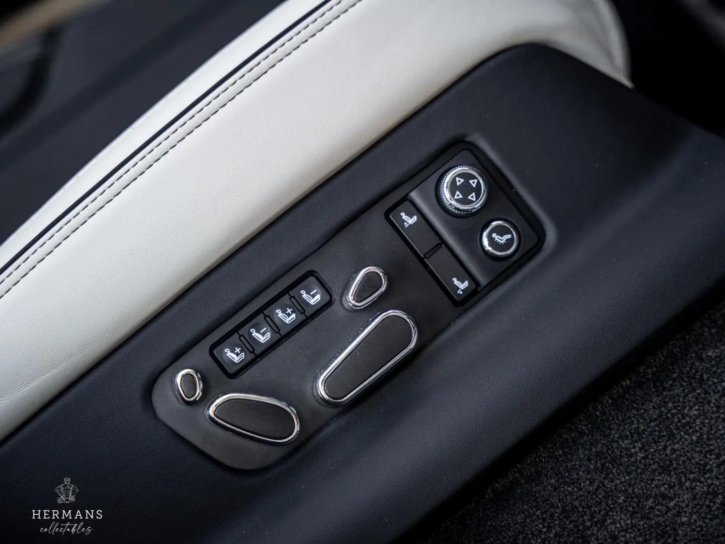 Bentley Bentayga 4.0 V8 Azure EWB First Edition /
