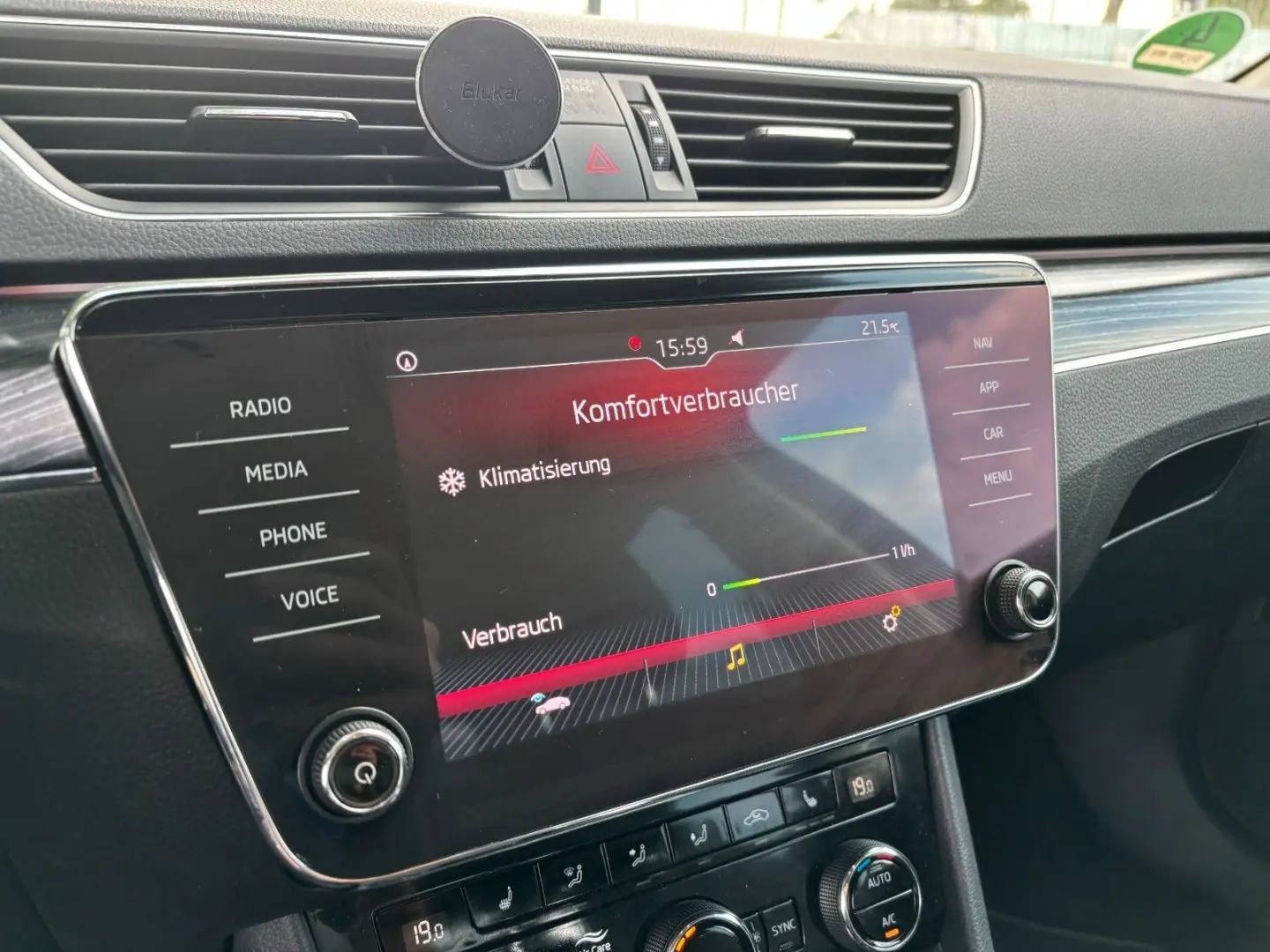 Superb Lim.  /VIRTUAL COCKPIT/CANTON-SOUND/SHZ