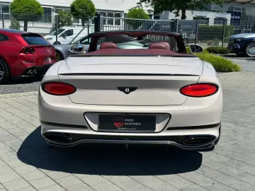 Bentley Continental GTC Speed MANSORY