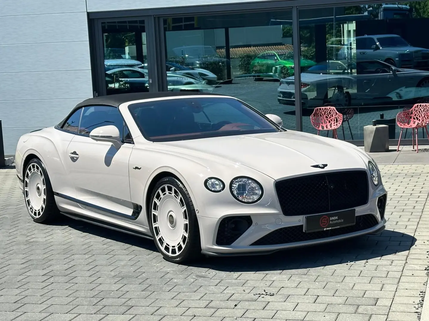 Bentley Continental GTC Speed MANSORY