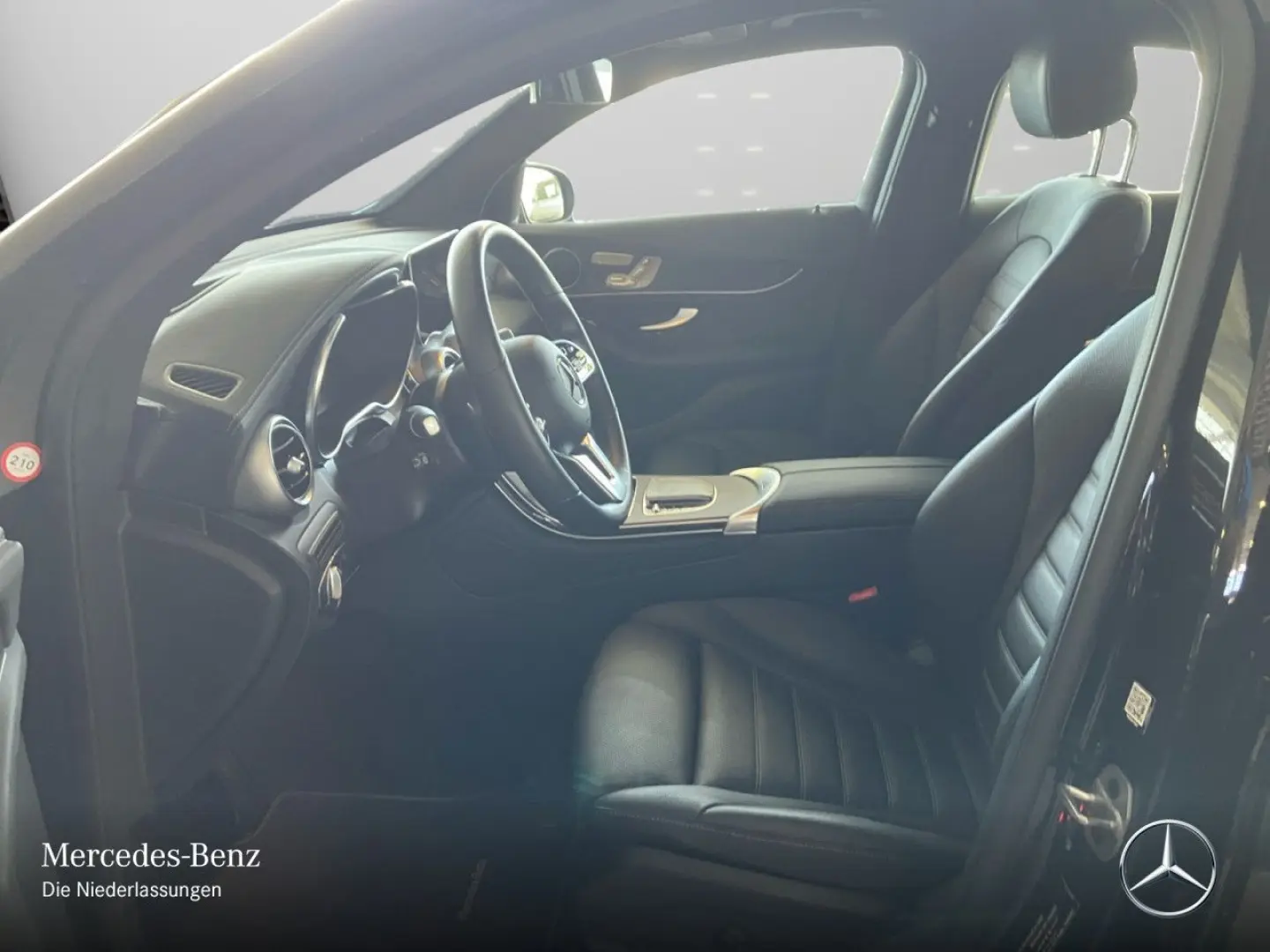 Mercedes-Benz GLC 300 e 4M Coupe AMG