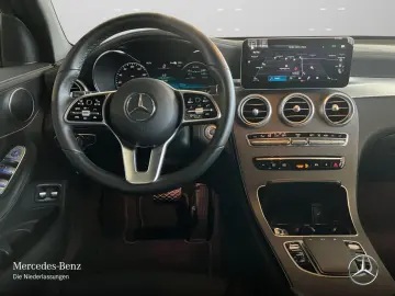 Mercedes-Benz GLC 300 e 4M Coupe AMG