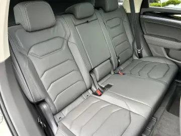 Touareg 3.0 TDI DSG 4Motion R-Line Black Style