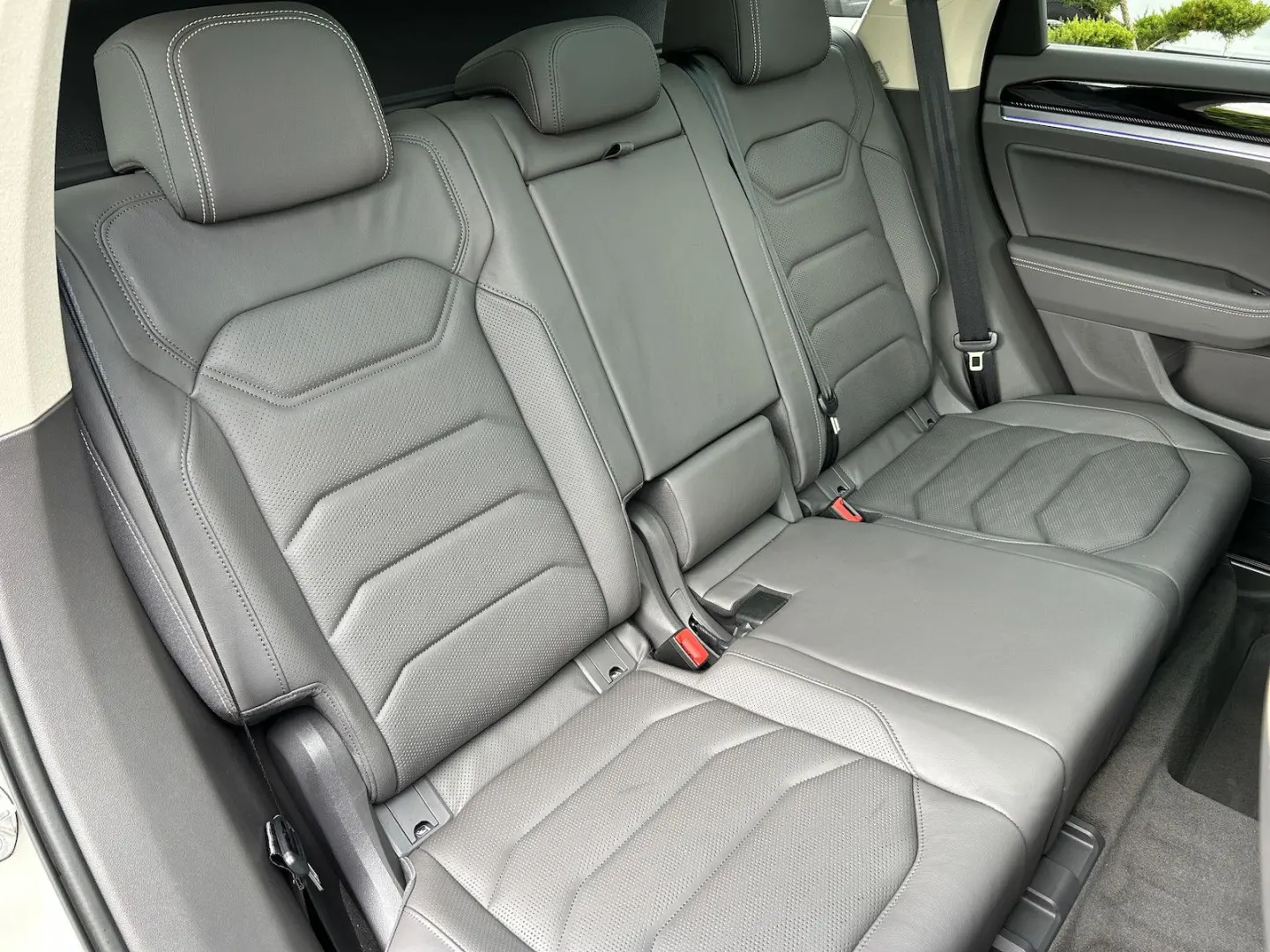 Touareg 3.0 TDI DSG 4Motion R-Line Black Style