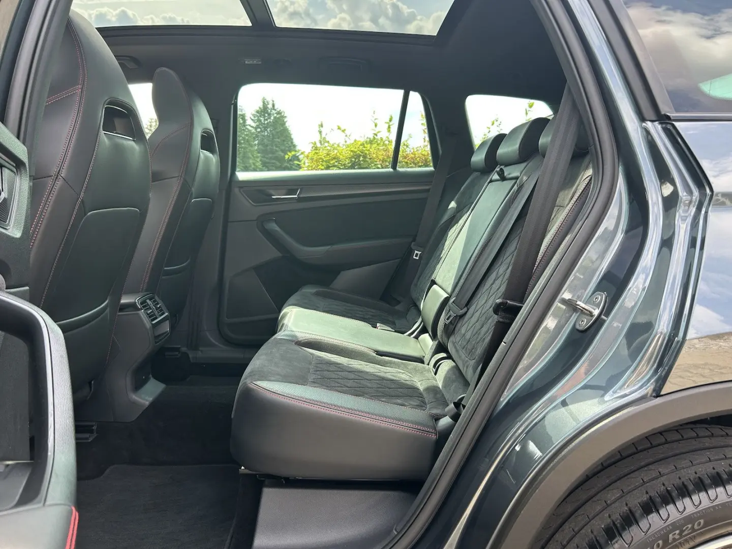 Kodiaq 2.0 TDI DSG RS 4x4*AHK*LED*PANO*NAVI*