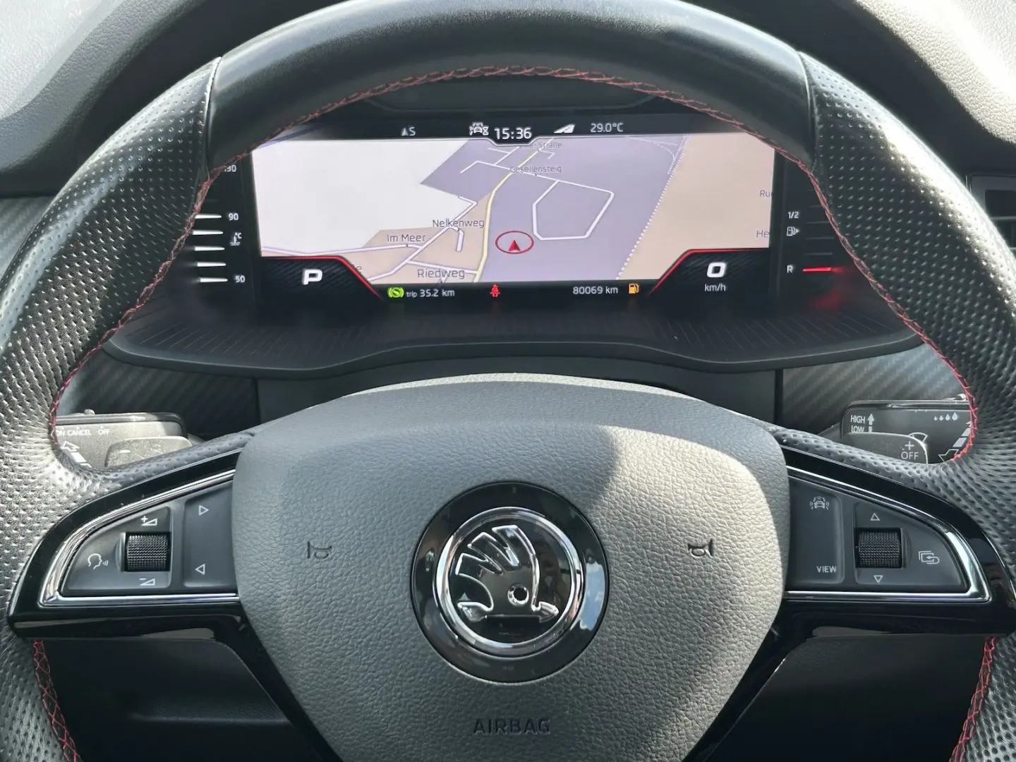Kodiaq 2.0 TDI DSG RS 4x4*AHK*LED*PANO*NAVI*