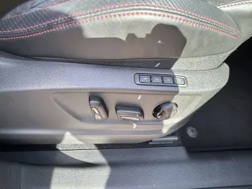 Kodiaq 2.0 TDI DSG RS 4x4*AHK*LED*PANO*NAVI*