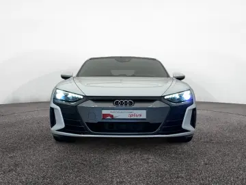 e-tron GT qua *WÄRME*PANO*NAVI*LUFTF*360*ACC*